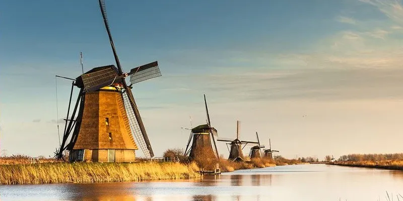 aatventure/categories/typically-dutch.webp